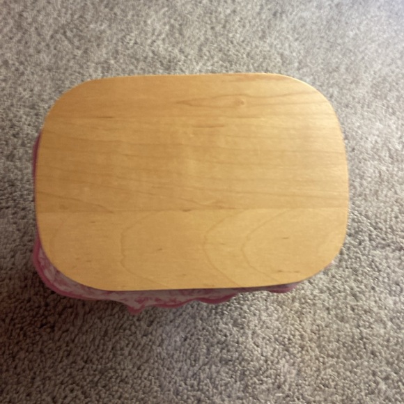 Longaberger Horizon of Hope 2004 Basket, Lid and Liner Included - Picture 3 of 12